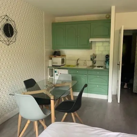 Le Studio Des Franciscaines Apartment